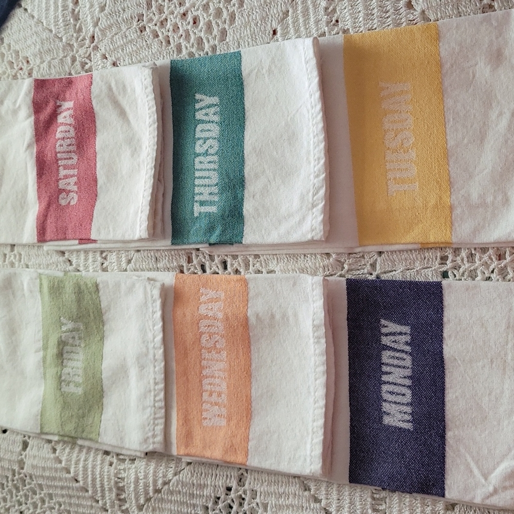 Set of 6 Days of the week white cotton kitchen towels